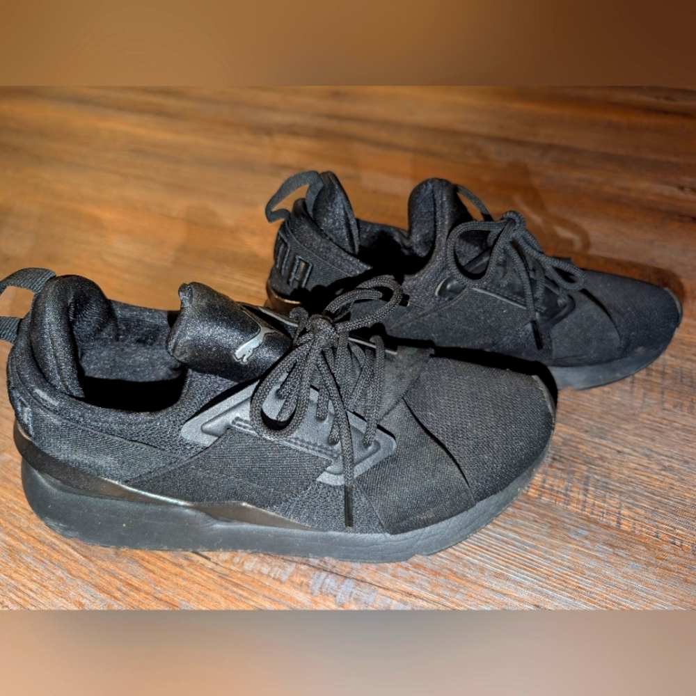 Womens Pumas